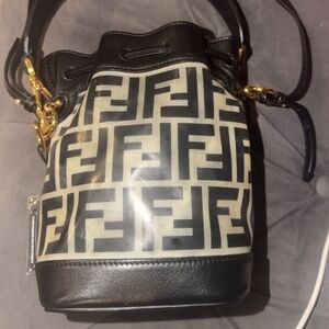 Fendi Mon Tresor Mini Bucket Bag